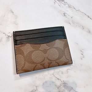 Coach man card holder brand new with box and bag